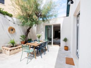 La Cala Malmousque - Magnifique petite maison au bord de l eau