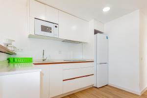 Inmovecos reformado 1ºlinea playa Optimist 2