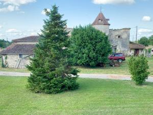 Maisons de vacances Magnifique villa de charme avec piscine : photos des chambres