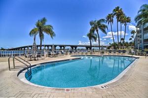 Apartment room in Luxury Condo with Patio Less Than 2 Mi to St Pete Beach