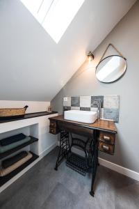 Maisons de vacances L'Atypique, charmante maison avec jardin clos : photos des chambres