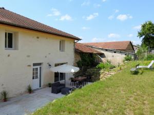 Maisons de vacances Gite Dommartin-le-Franc, 4 pieces, 6 personnes - FR-1-611-63 : photos des chambres