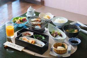 Keishokan Sazanamitei