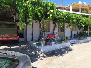 MARITSA COUNTRY HOME - Fternón