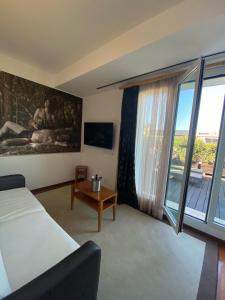 Suite with Terrace room in Card International Hotel