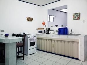 Entire Comfy apartment for you, 5 min SJO Airport