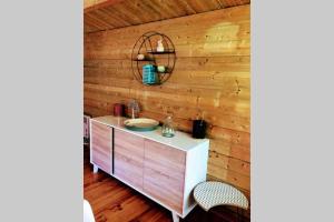 Chalets Ma petite cabane Gites des oliviers : photos des chambres