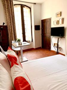 le 1835, studio rouge-Corail