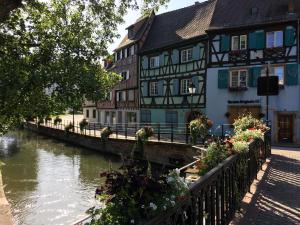 Maisons de vacances La Maison de Vacances de Colmar et son jardin : photos des chambres