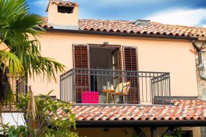 Holiday Home Kuca na Moru