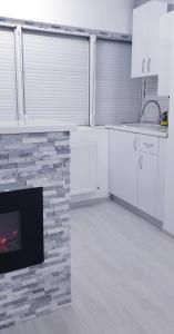 White Apartament, Brăila