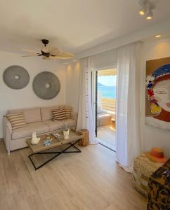 Corfu, Glyfada, Sea la vie apartment