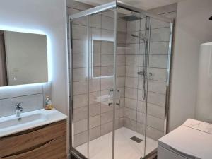 Appartements Les Marmottes : photos des chambres