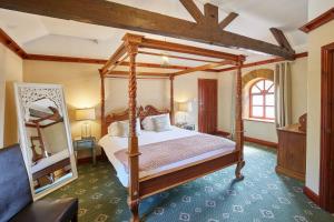 Host & Stay - The Arches Country House