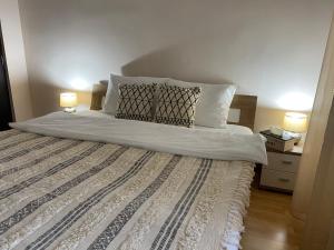 SELLADA APARTAMENT - Free Private Parking,AC,Wi-Fi