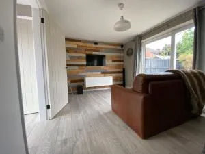 Hygge Homes - Modern 1 bed house - Branston