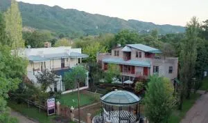 拉斯格隆德里纳旅舍 - 比亚莱特马西