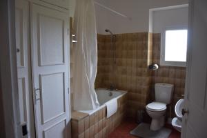 Villas Villa de l-Agape - Drome provencale - 7 ch - 10 a 24 personnes - 350m2 : photos des chambres