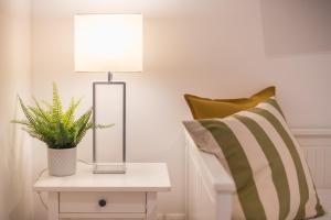 Apartment at Megaro Mousikis st semi basement 1bed 2 pers by MPS