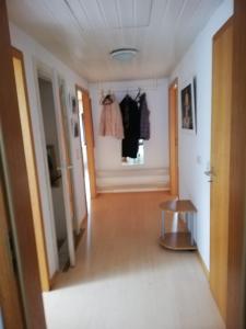 Ferienwohnung Monteurswohnung in ruhiger Waldlage