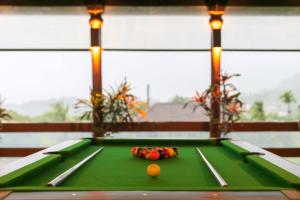 StayVistas Vyoman Villa - Experience a valley view, lush lawn, spa, and yoga retreat
