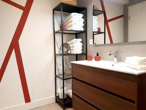 Maisons de vacances Maison chaleureuse a Fessenheim-le-Bas avec jardin clos 86 m² : photos des chambres