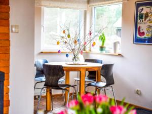 tuŻur domki nad potokiem