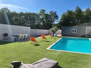 Gîte des Vernizeaux - 蒙索莱米讷