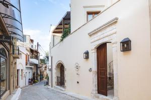 3 Macedonia Str., Panormos Rethymnon, Greece.