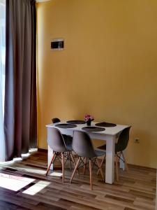 Pool Apartment Amadeus Lux