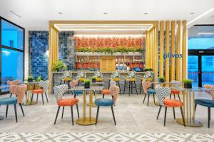 Broncemar Beach Suites