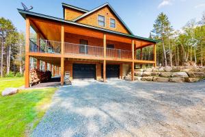 Four Bedroom House room in Wicked Moose Cabin