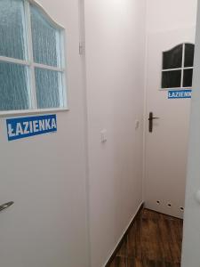 Hostel Tulip - Pokój 2 ze wspólną łazienką i kuchnią