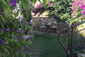 The refuge on the sea... img22