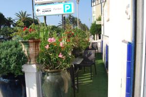Hotels Hotel Azur : photos des chambres