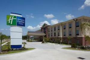 Holiday Inn Express & Suites Deer Park by IHG - Genoa