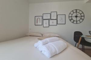 Appartements Le Poulorio 9 - Studio - Proche Gare By Locly : photos des chambres