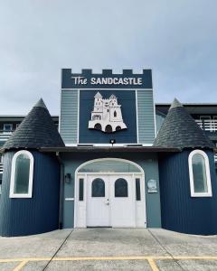 The Sandcastle Beachfront Hotel