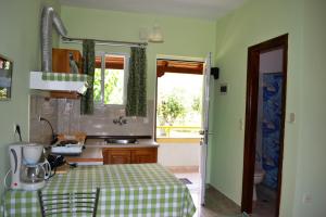 Elena Apartments stoypa