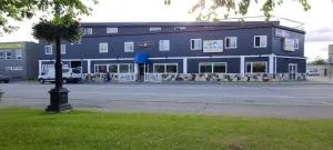 Eagle Hotel - Chickaloon