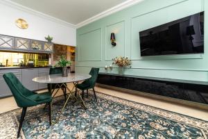 Trzy Gracje - Monte Cassino by OneApartments