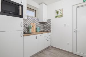 Studio apartman Rozi