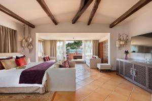 Hotels Tiara Yaktsa Cote d’Azur : Suite Junior sur le Toit - Vue sur Mer