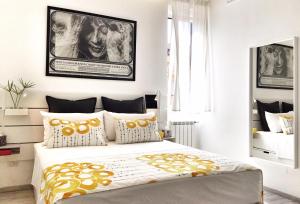 PIGNETO VILLAGE B&B Roma Apartment with Balcony Metro C