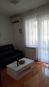 Apartmani Tomovic