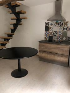 Appartements Gite 3 etages dans ruelle au calme : Appartement 1 Chambre