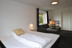 Deluxe Family Room room in Dalby Hotel