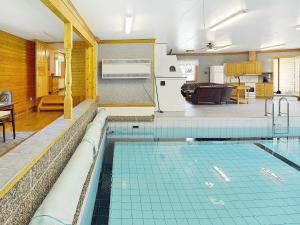 17 person holiday home in MELLERUD-By Traum