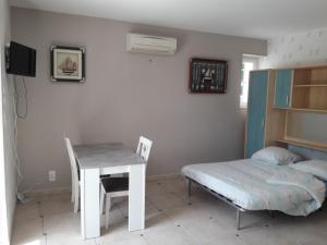 Logis de LANGE studio 2 p
