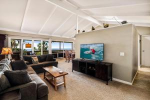 "Kona Sunset House": Ocean Views, Incredible Pool!